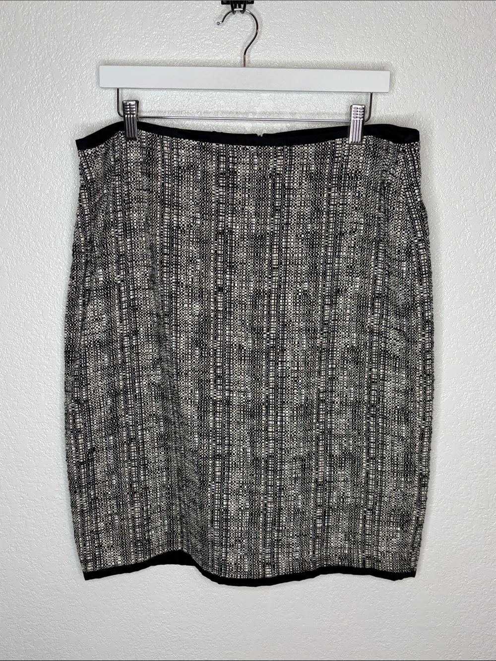Talbots Black & White Tweed Career Wear Classic Pencil Skirt Size 14 NWT